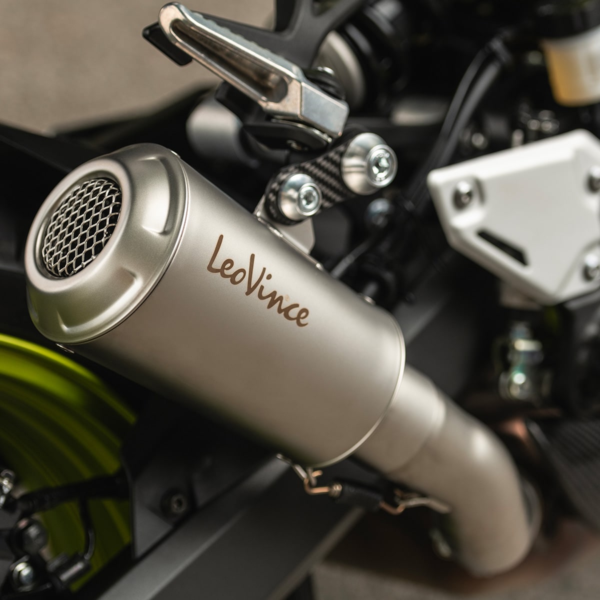 Leovince LV-10 Kawasaki Ref:15218 Not Homologated Stainless Steel Muffler Silver